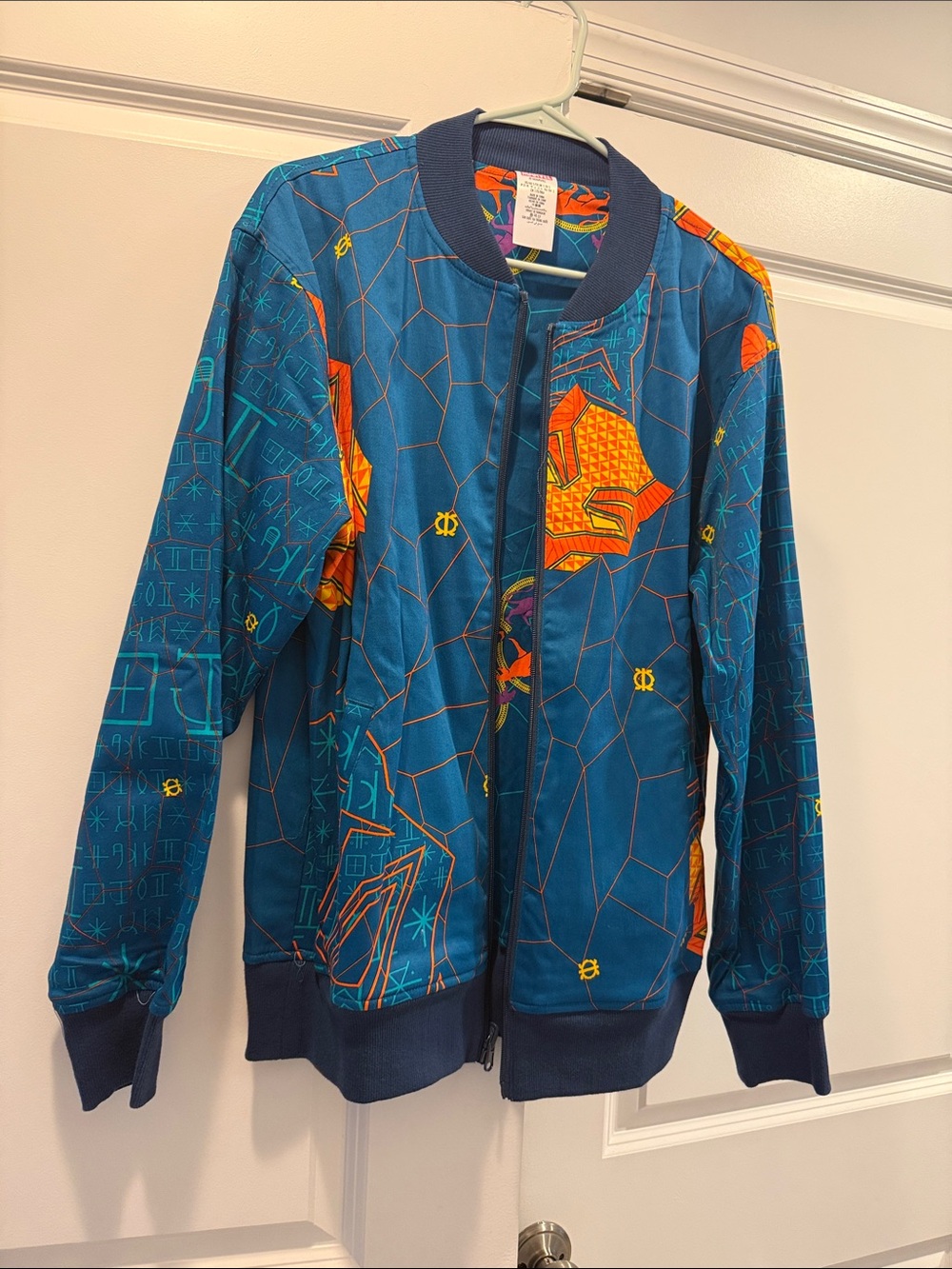 Unisex Disney MARVEL Black Panther Geometric Bomber Jacket -REVERSIBLE!